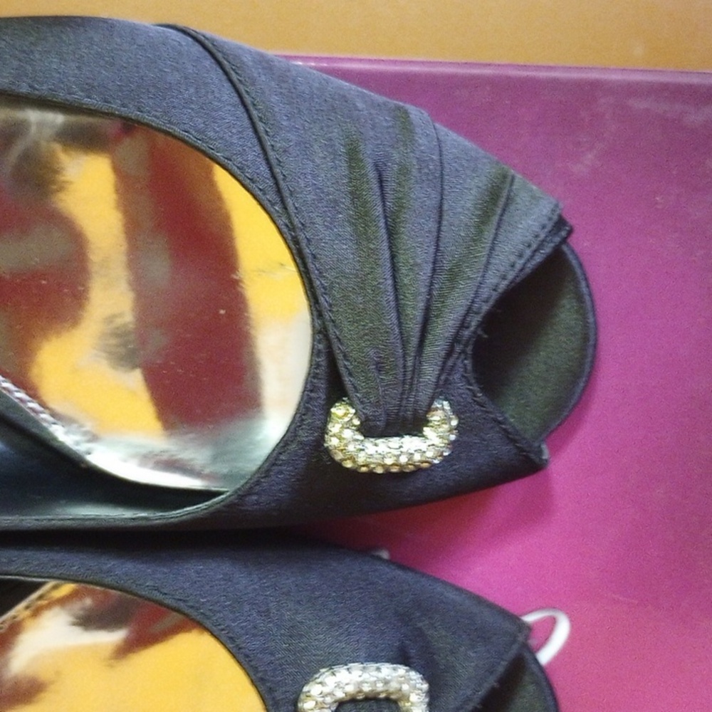 Easy Street Alive 5 Lunari Black Open Toe Satin Heels, Rhinestones, Leather Sole - Picture 3 of 9